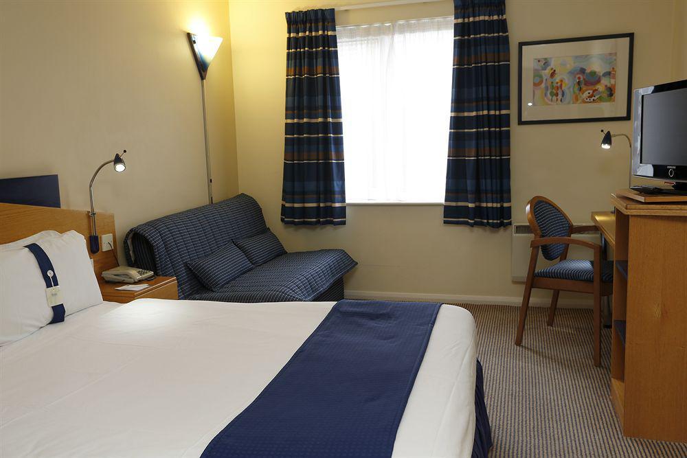 Holiday Inn Express Peterborough, An Ihg Hotel Eksteriør billede